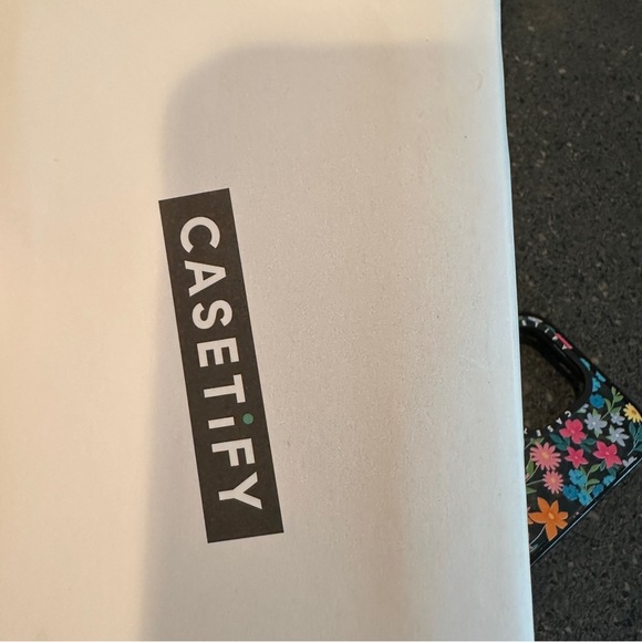 NEW Casetify Impact case for iPhone 14 Pro in Bright Spring Flowers, hard shell - Picture 3 of 4